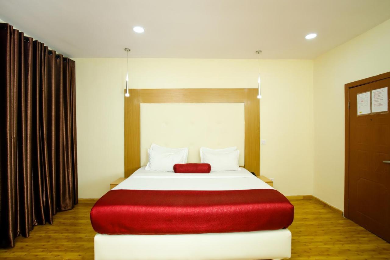 Chateux De Atlantique Hotel Aliayabiagba 외부 사진