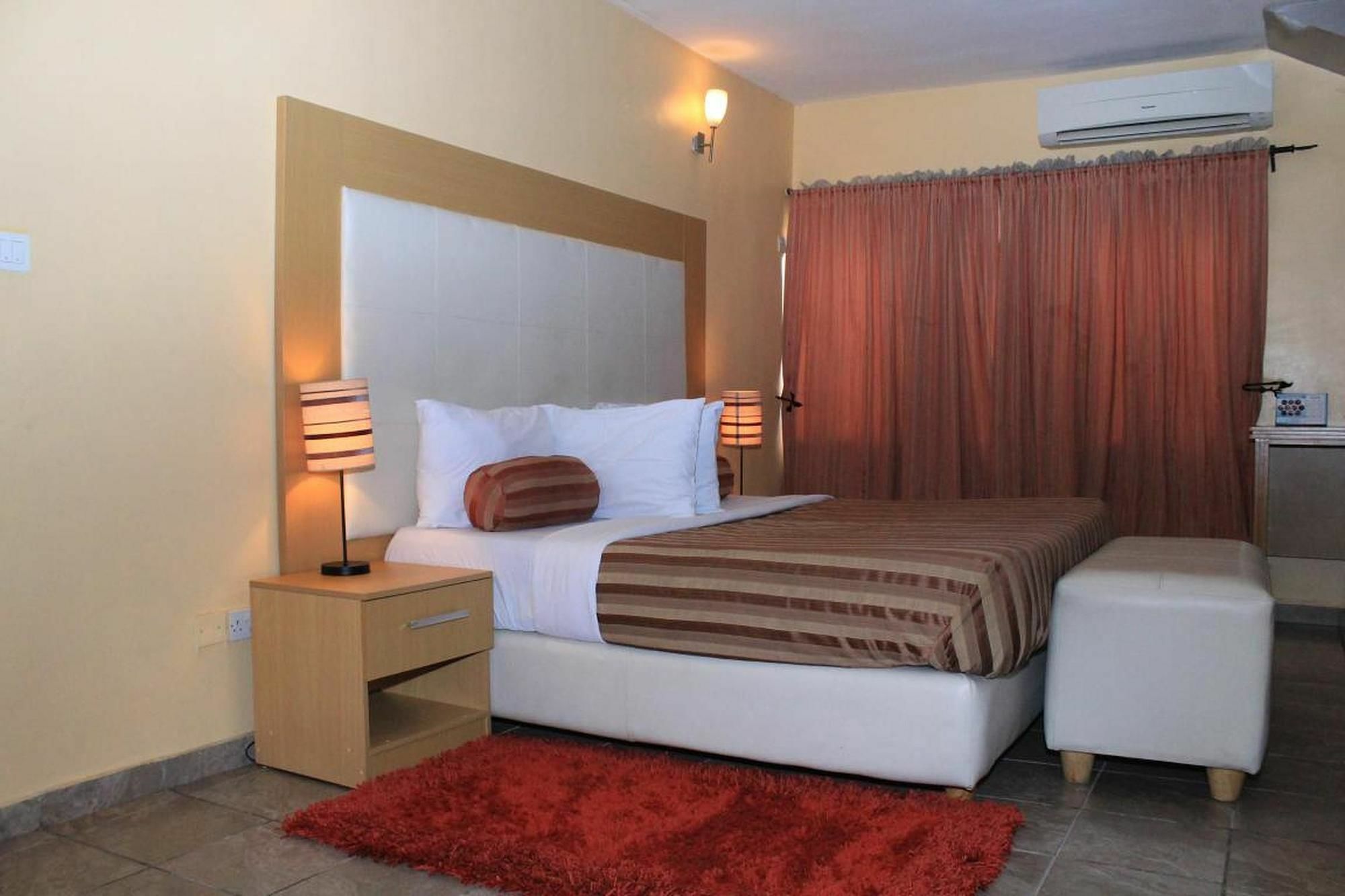 Chateux De Atlantique Hotel Aliayabiagba 외부 사진